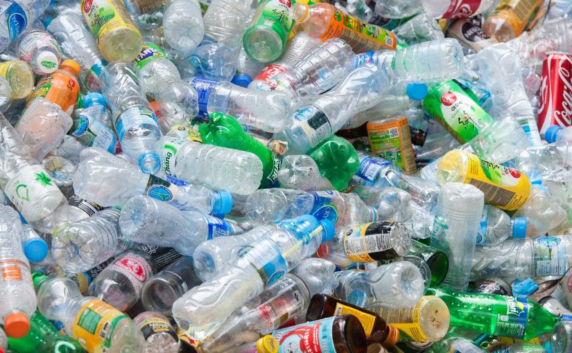 botellas plasticas basura