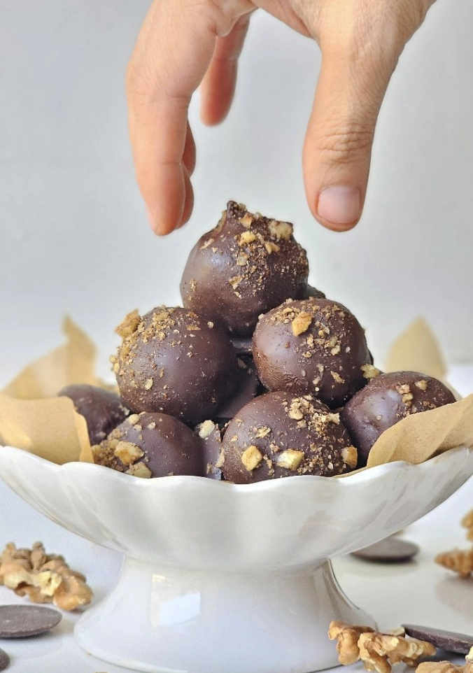 Bolitas de Nuez Manjar Choco con RiwunSnacks